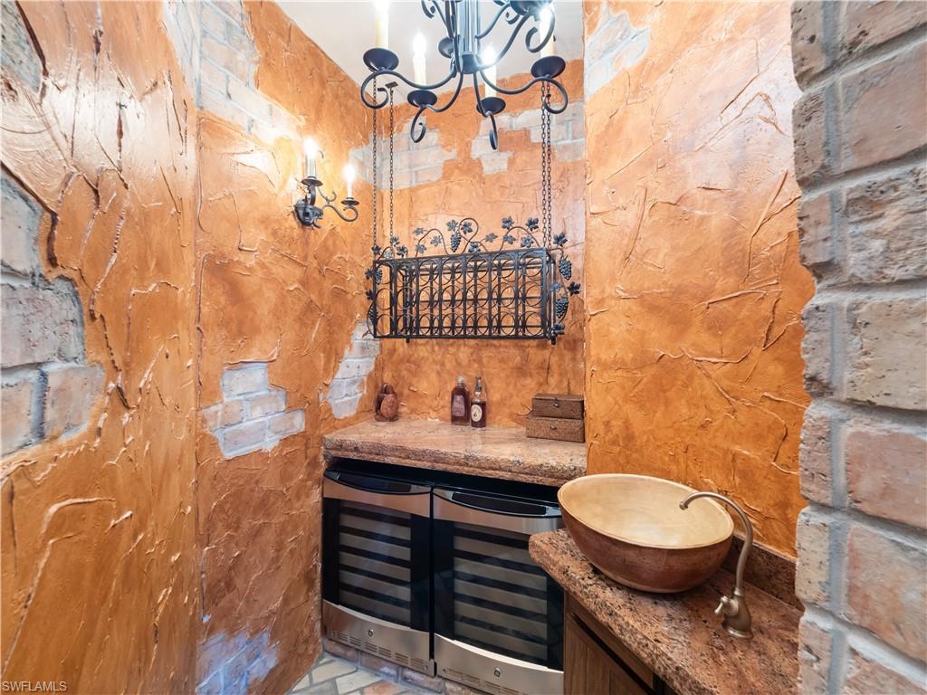 BURTWOOD - Residential