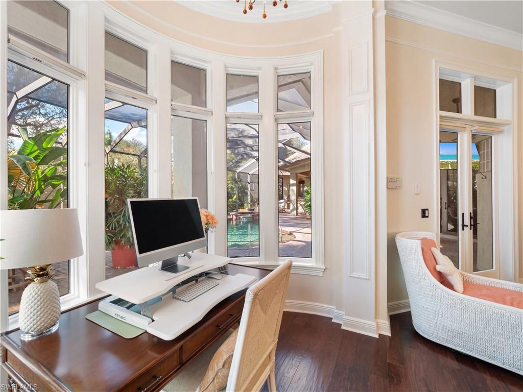 BURTWOOD - Residential