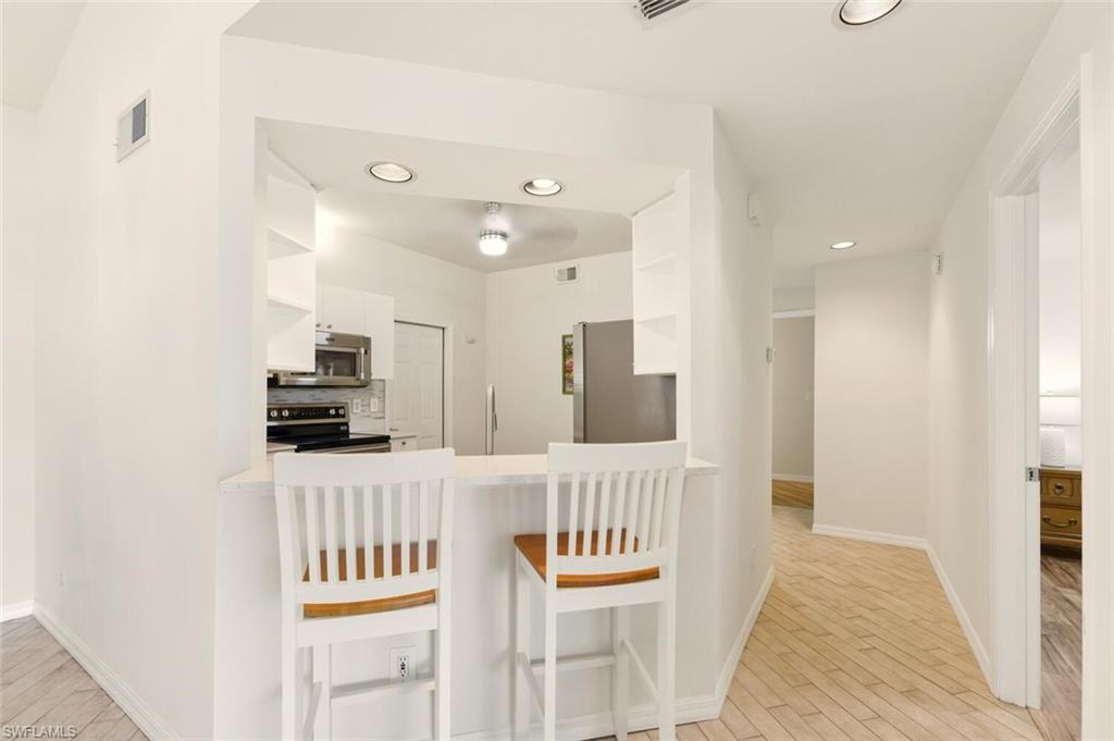 WINDSOR PLACE - Residential Lease