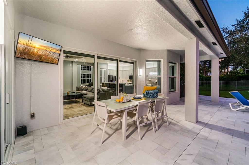 SATURNIA LAKES - Residential