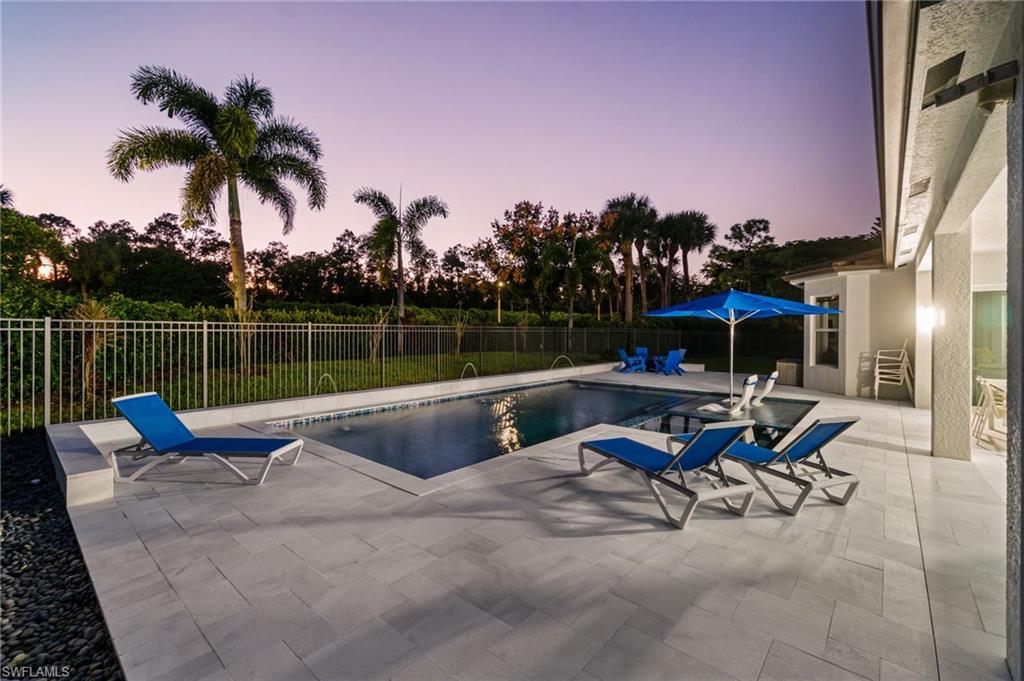 SATURNIA LAKES - Residential