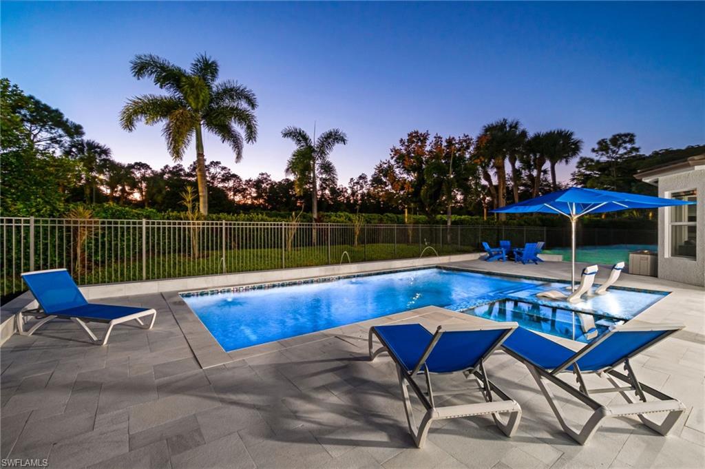 SATURNIA LAKES - Residential