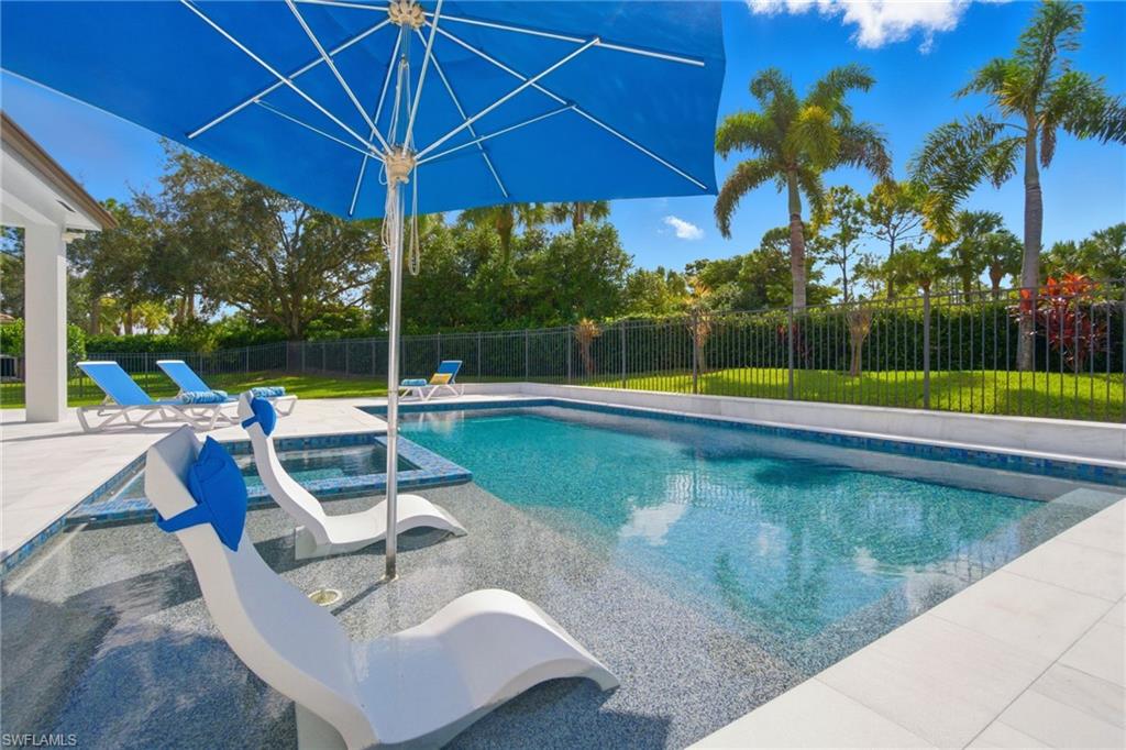 SATURNIA LAKES - Residential