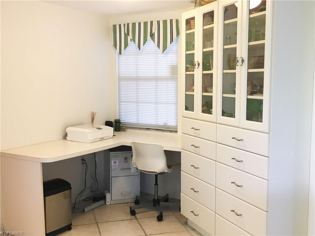 CAPTAINS BAY SOUTH - Residential