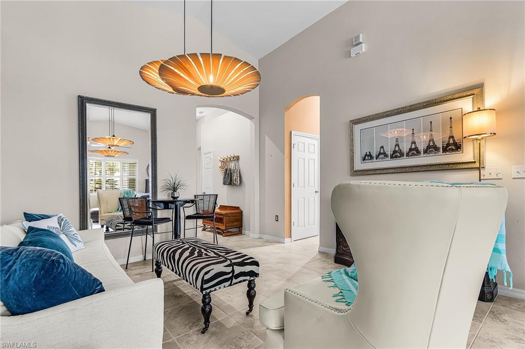 CATALINA ISLES - Residential