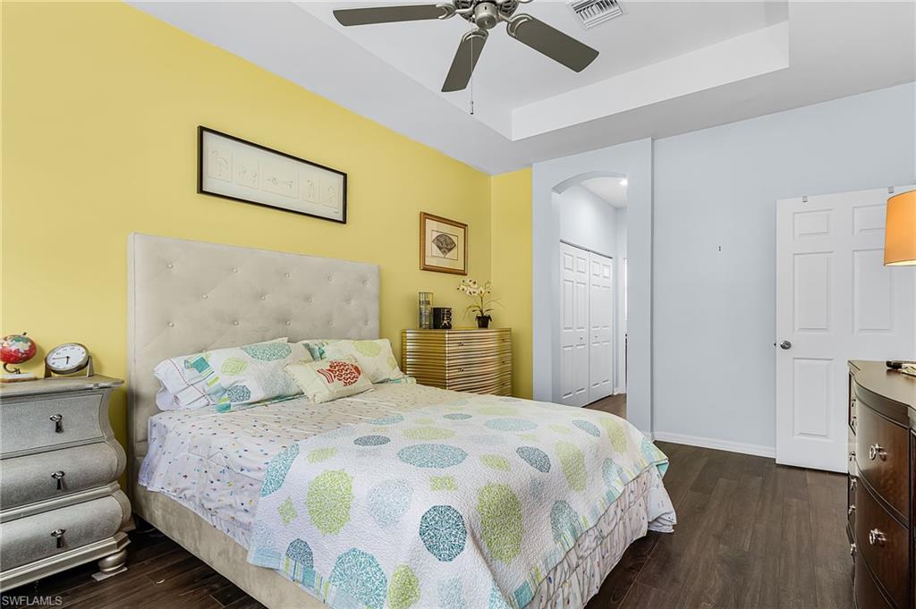 CATALINA ISLES - Residential