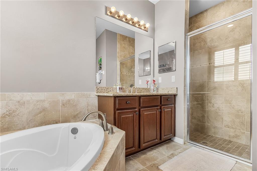 CATALINA ISLES - Residential