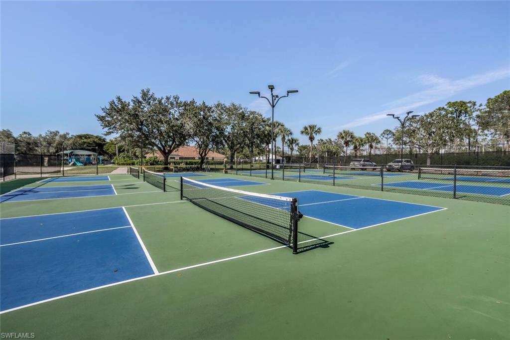 STONEYBROOK - Residential