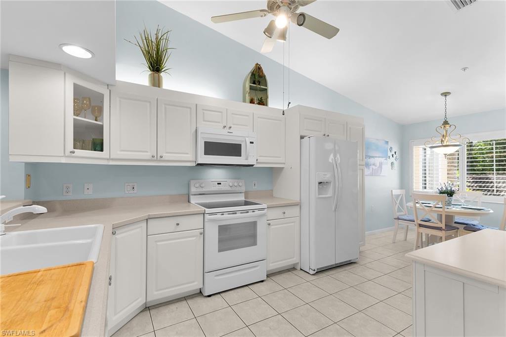 AMELIA LAKE - Residential