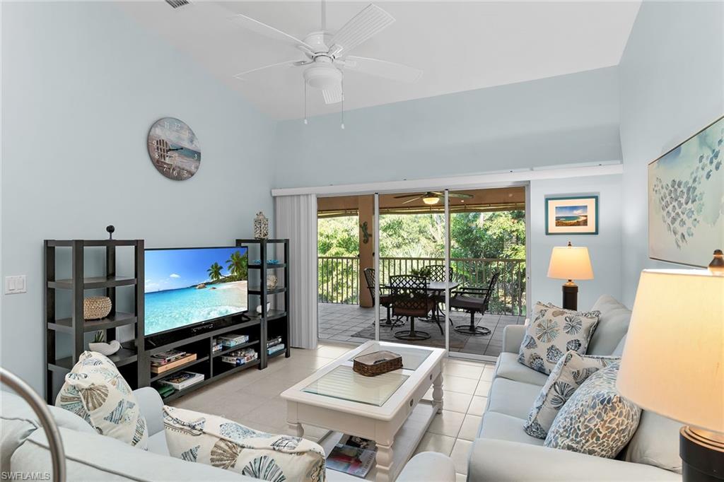 AMELIA LAKE - Residential