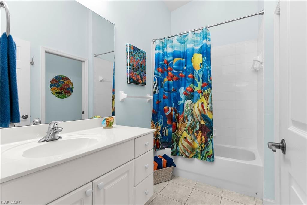 AMELIA LAKE - Residential