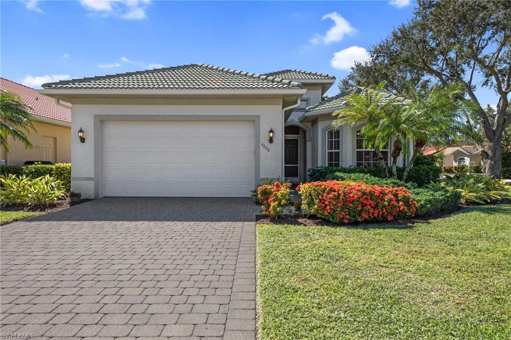 LONGSHORE LAKE - Residential