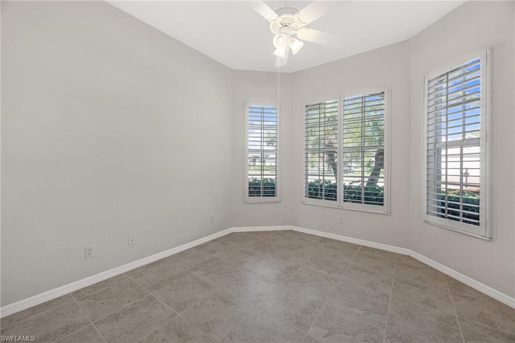 LONGSHORE LAKE - Residential