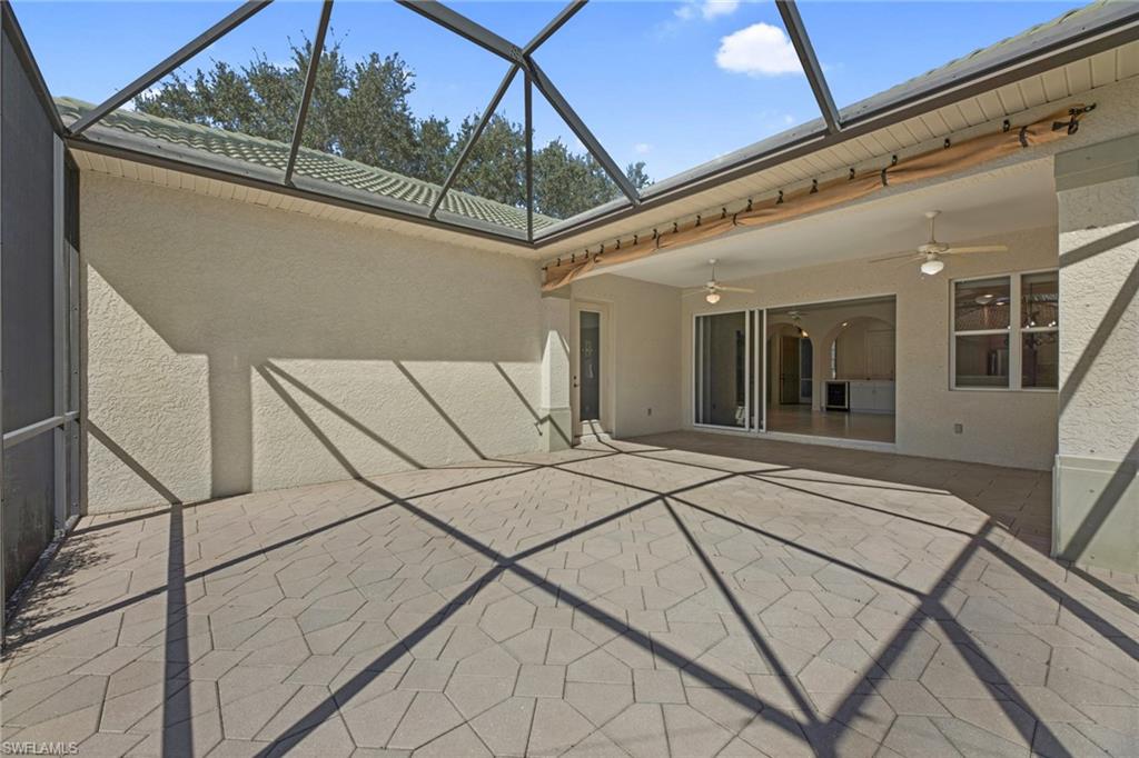 LONGSHORE LAKE - Residential