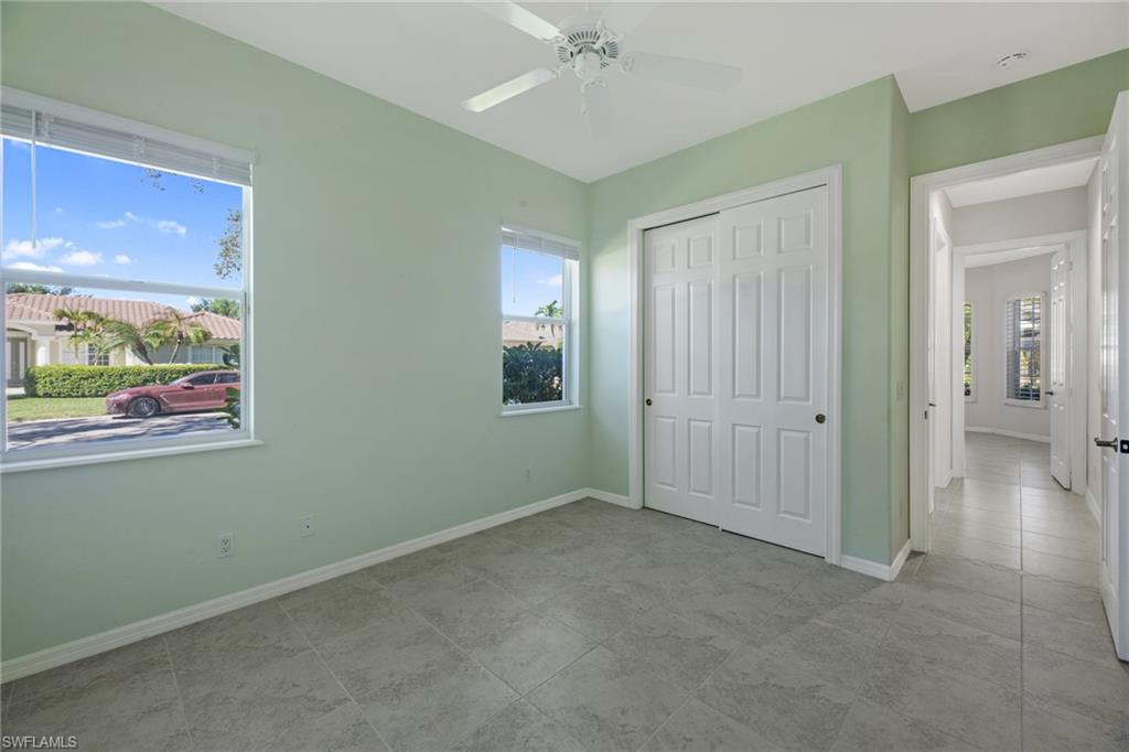 LONGSHORE LAKE - Residential