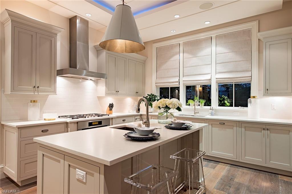 OLDE NAPLES - Residential