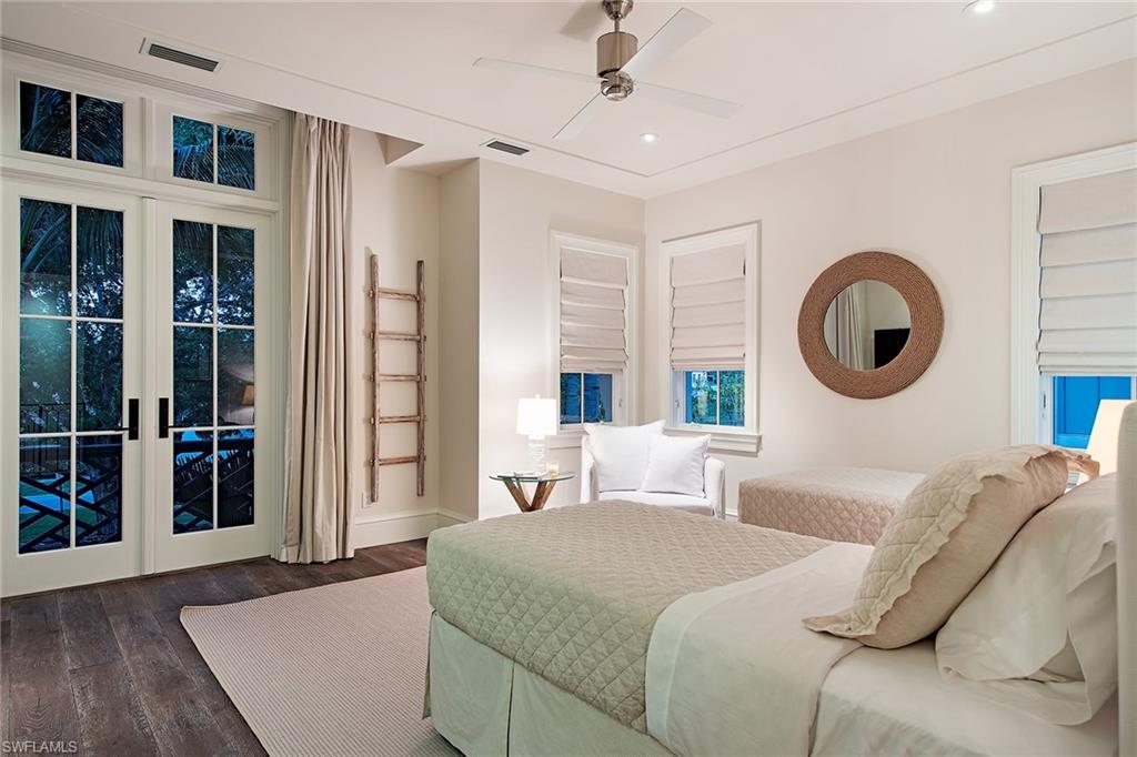 OLDE NAPLES - Residential