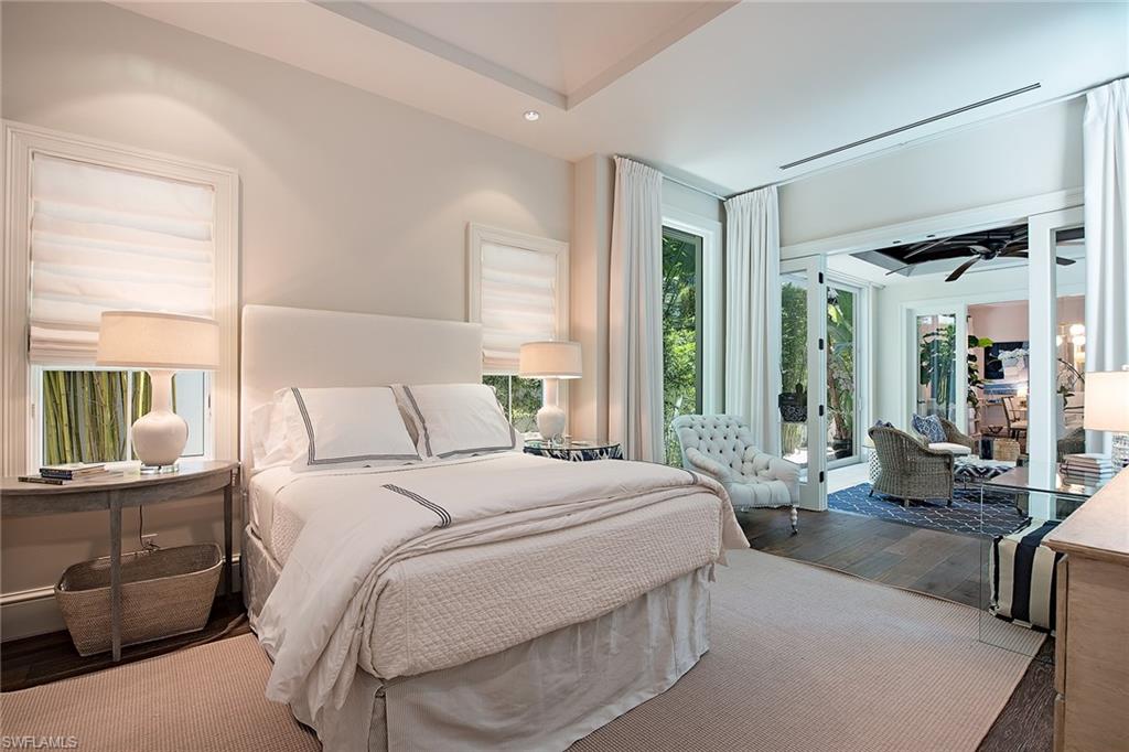 OLDE NAPLES - Residential