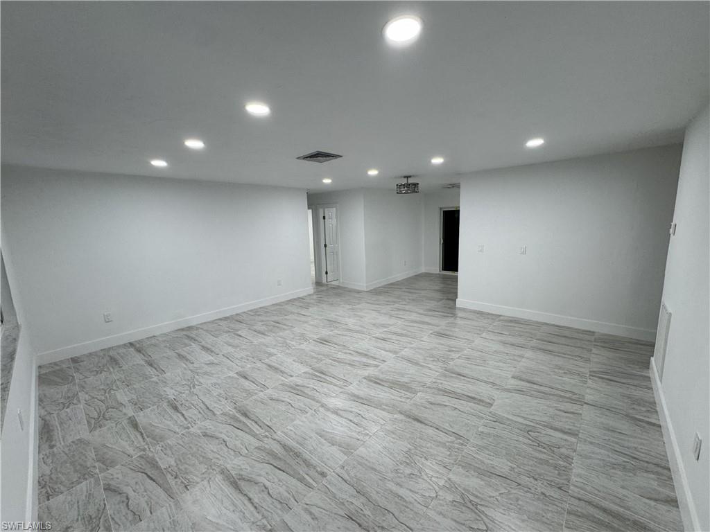 NORTH FORT MYERS - Residential Lease