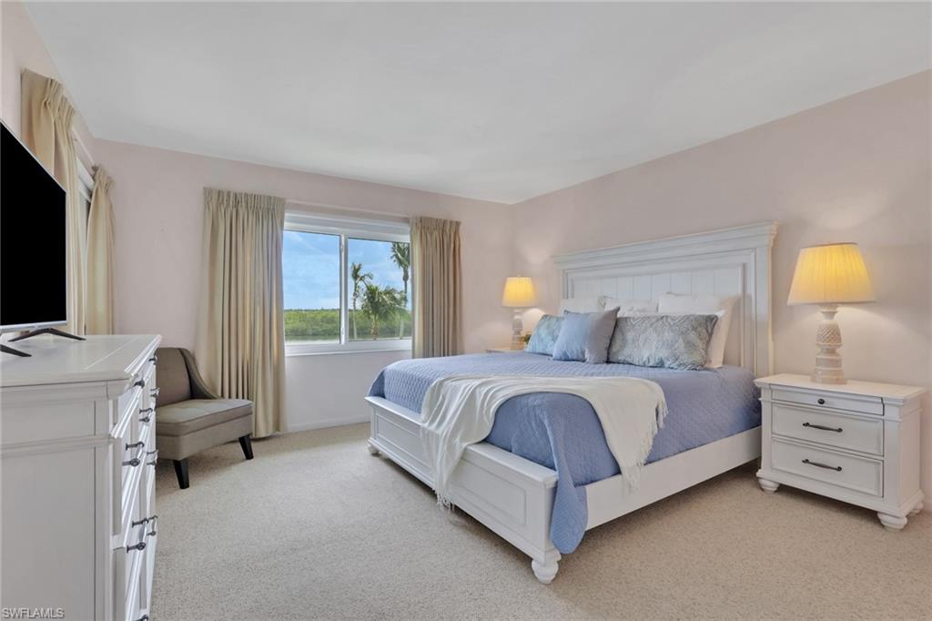 MARINERS COVE - Residential