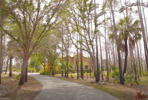 A home in NAPLES