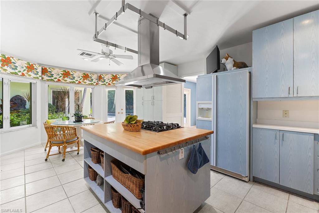 OLDE NAPLES - Residential