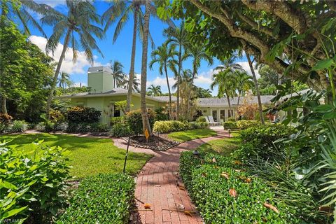 280 4th AVE N NAPLES FL 34102