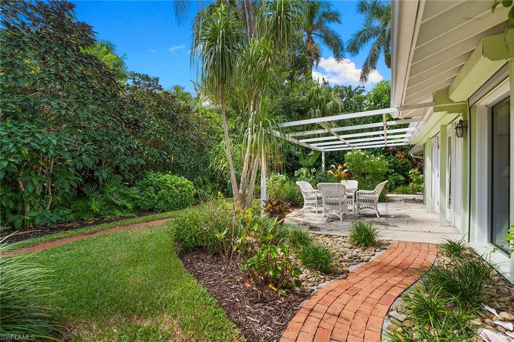 OLDE NAPLES - Residential