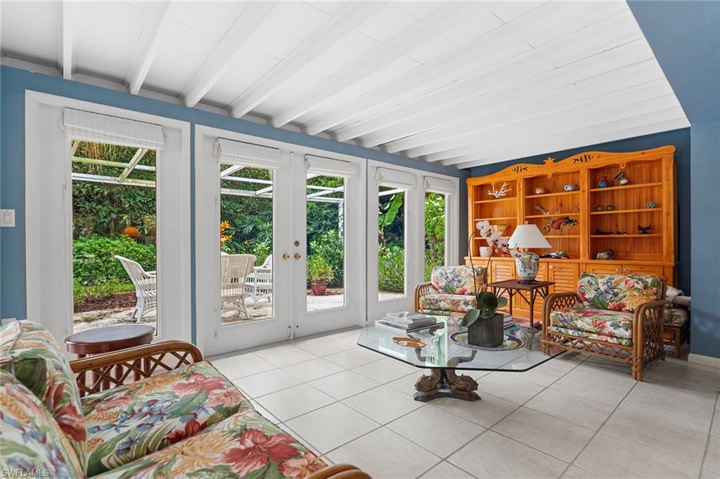 OLDE NAPLES - Residential