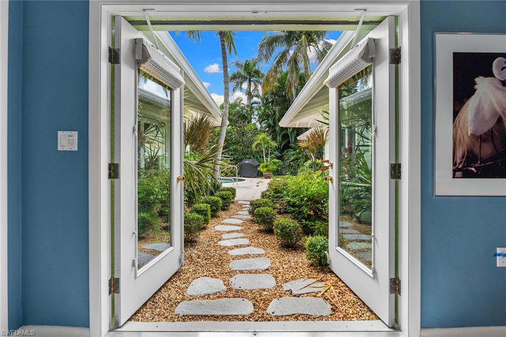 OLDE NAPLES - Residential