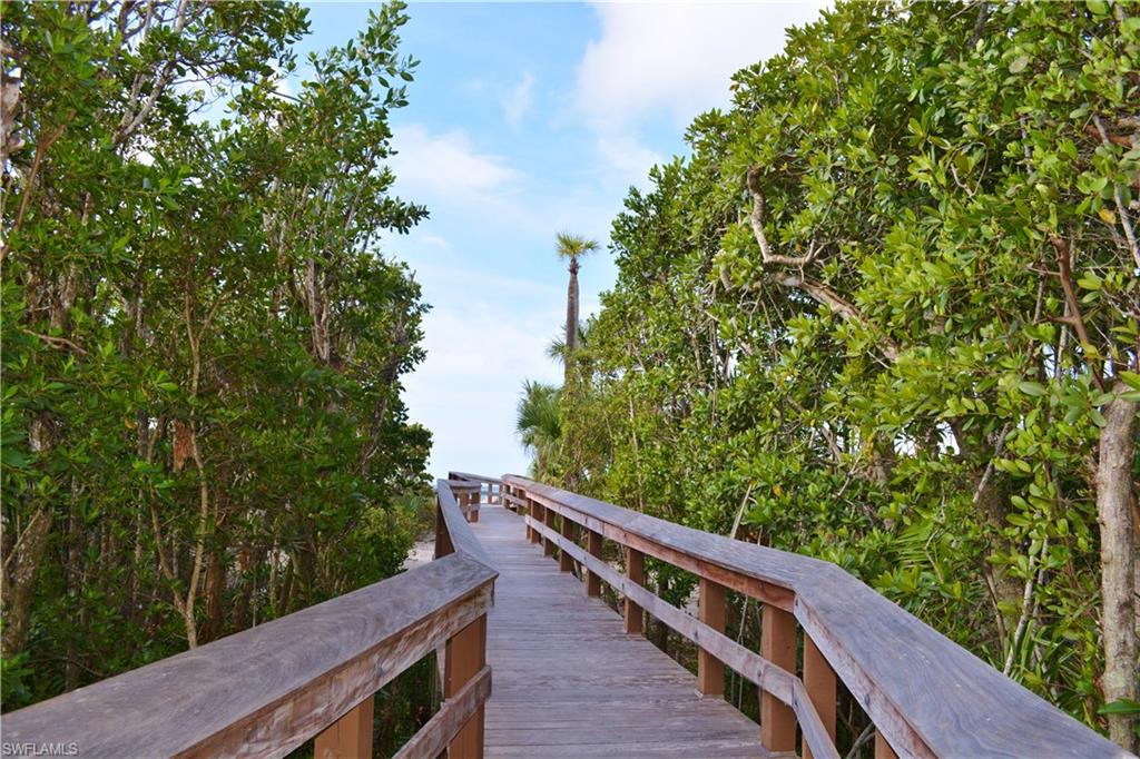 BRIGHTON AT BAY COLONY - Residential