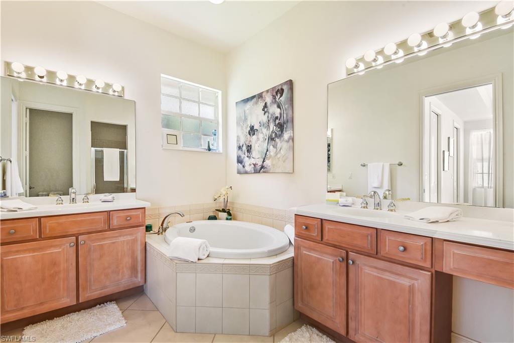 WORLD TENNIS CENTER - Residential