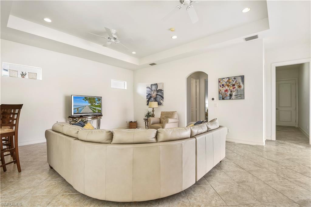 WORLD TENNIS CENTER - Residential