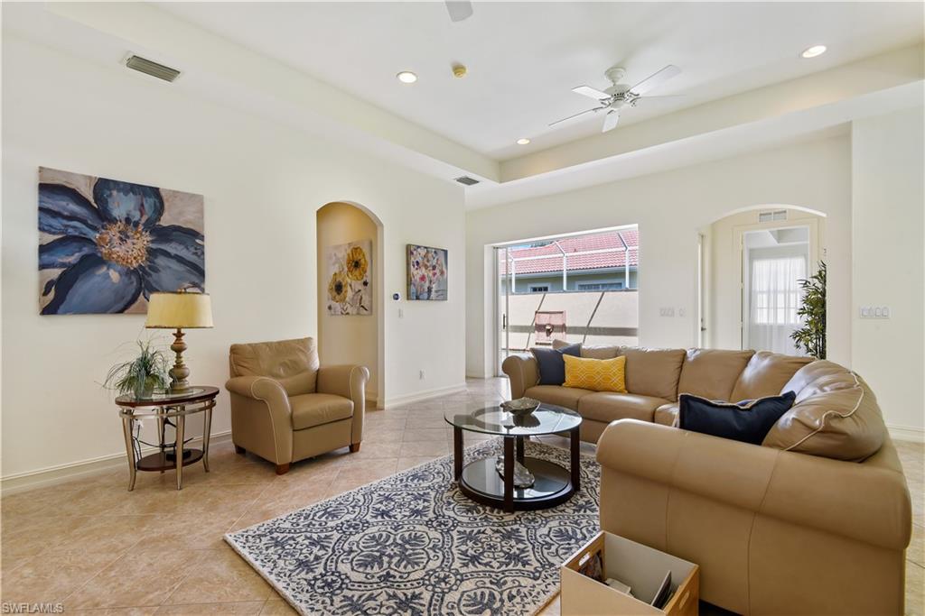 WORLD TENNIS CENTER - Residential