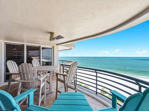 A home in MARCO ISLAND