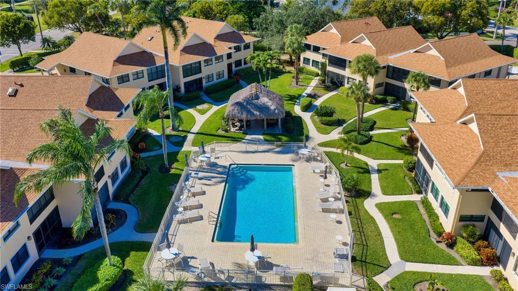 BAYSIDE VILLAS - Residential