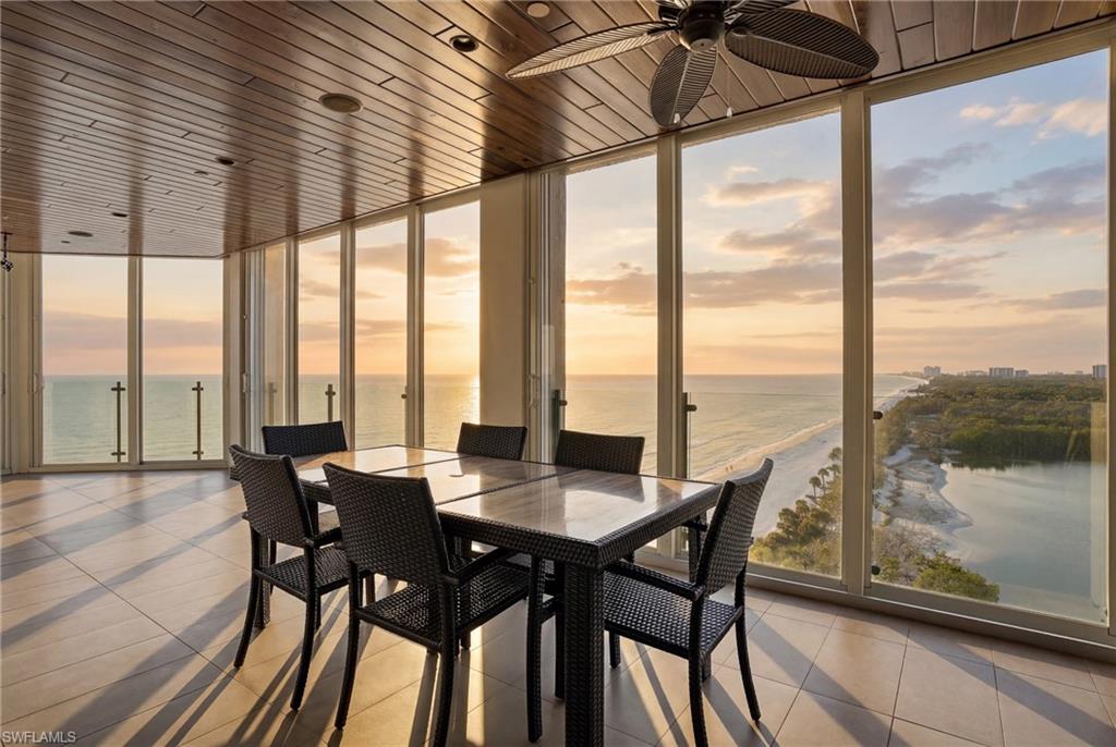 SEAPOINT AT NAPLES CAY - Residential