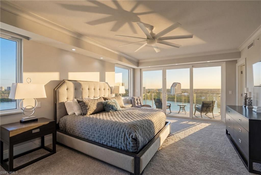 SEAPOINT AT NAPLES CAY - Residential