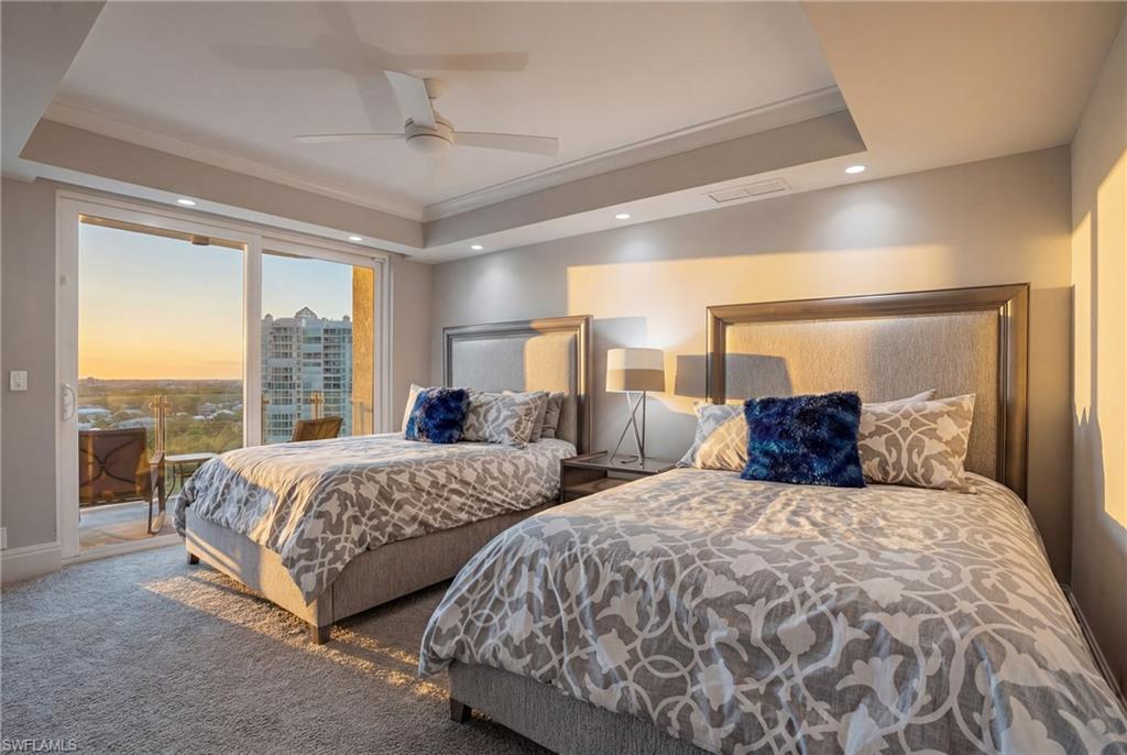 SEAPOINT AT NAPLES CAY - Residential