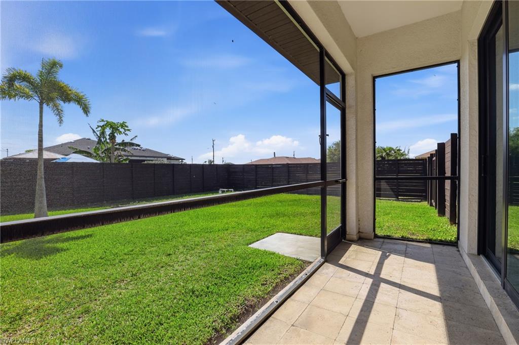 CAPE CORAL - Residential