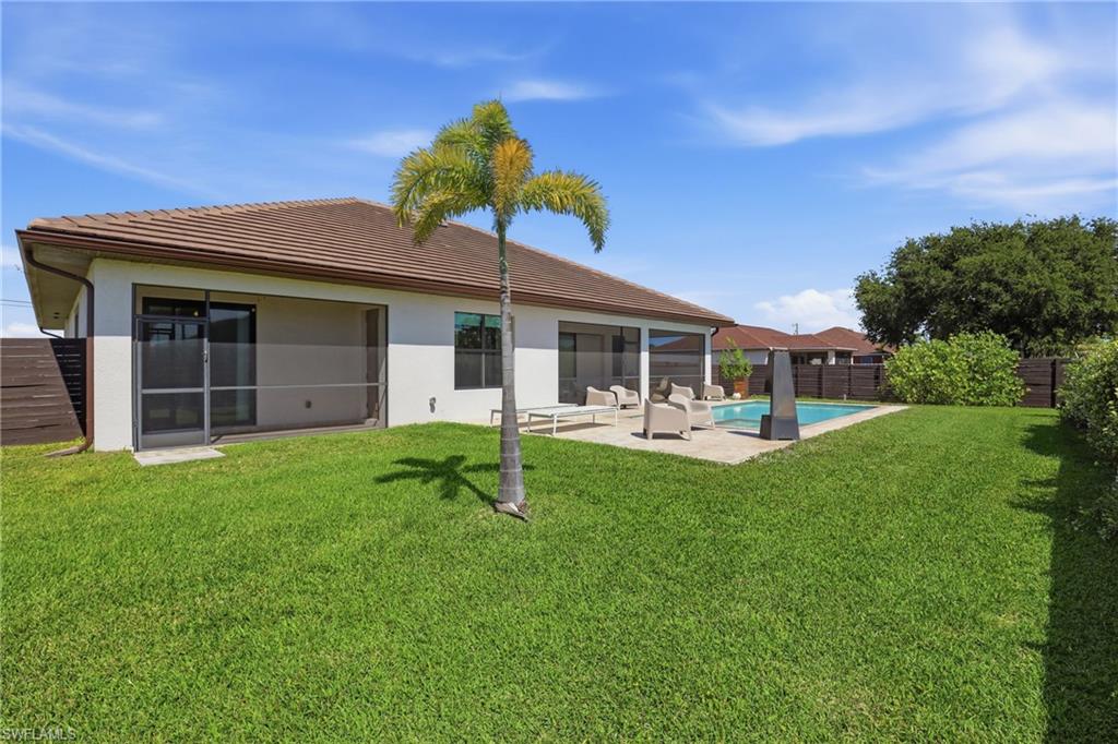 CAPE CORAL - Residential
