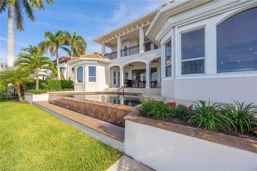 ROYAL HARBOR - Residential