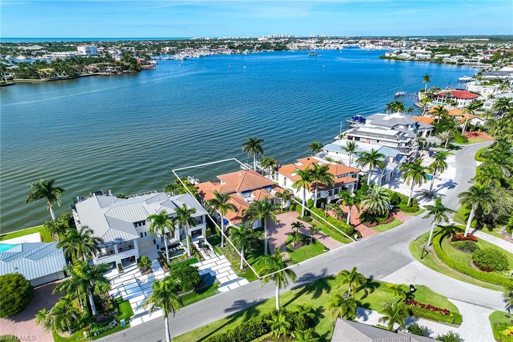 ROYAL HARBOR - Residential