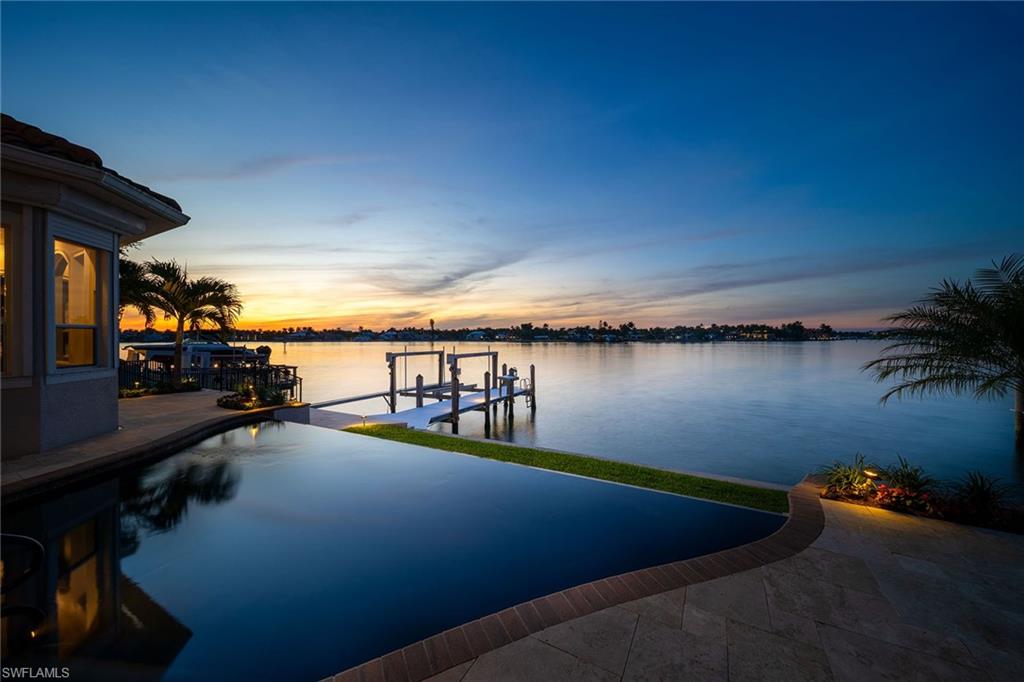 ROYAL HARBOR - Residential