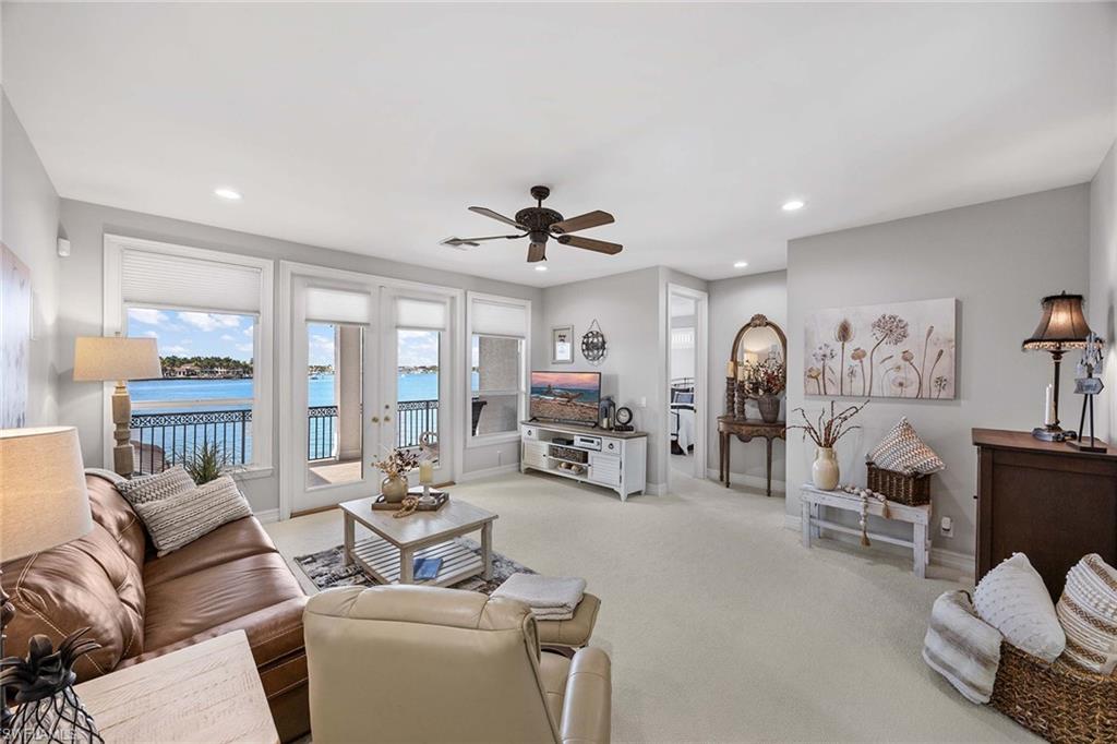 ROYAL HARBOR - Residential