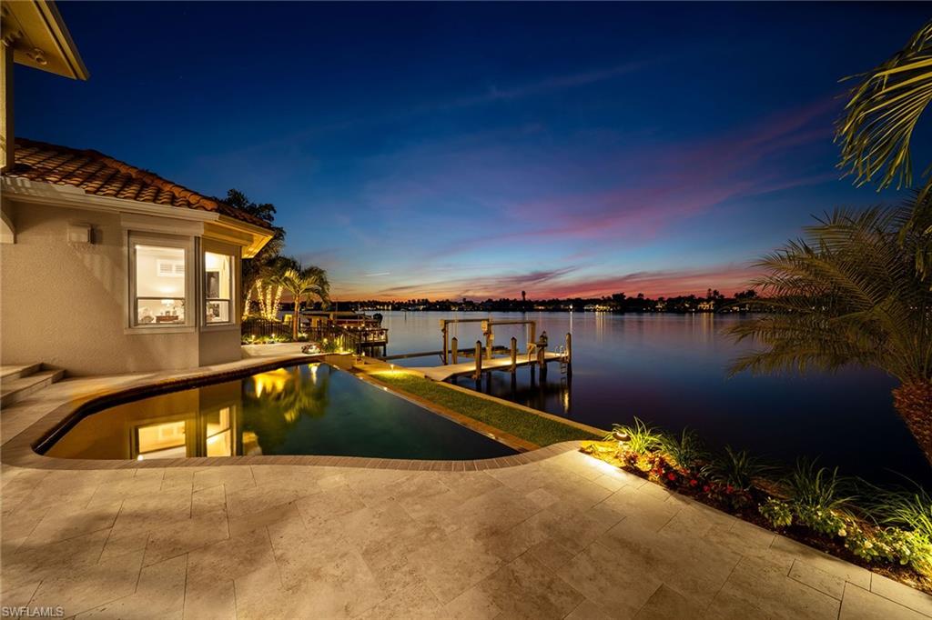 ROYAL HARBOR - Residential