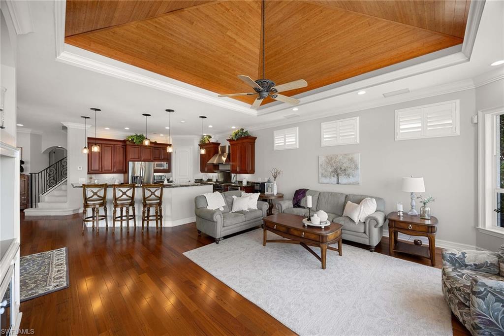 ROYAL HARBOR - Residential