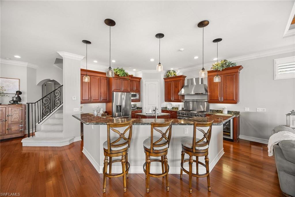 ROYAL HARBOR - Residential