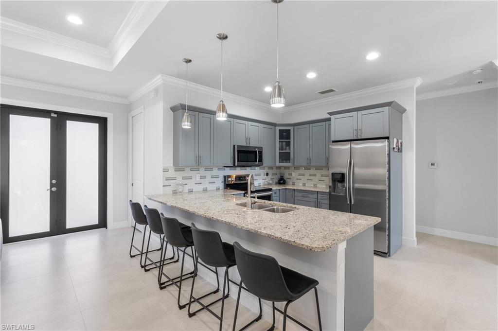 GOLDEN GATE ESTATES - Residential