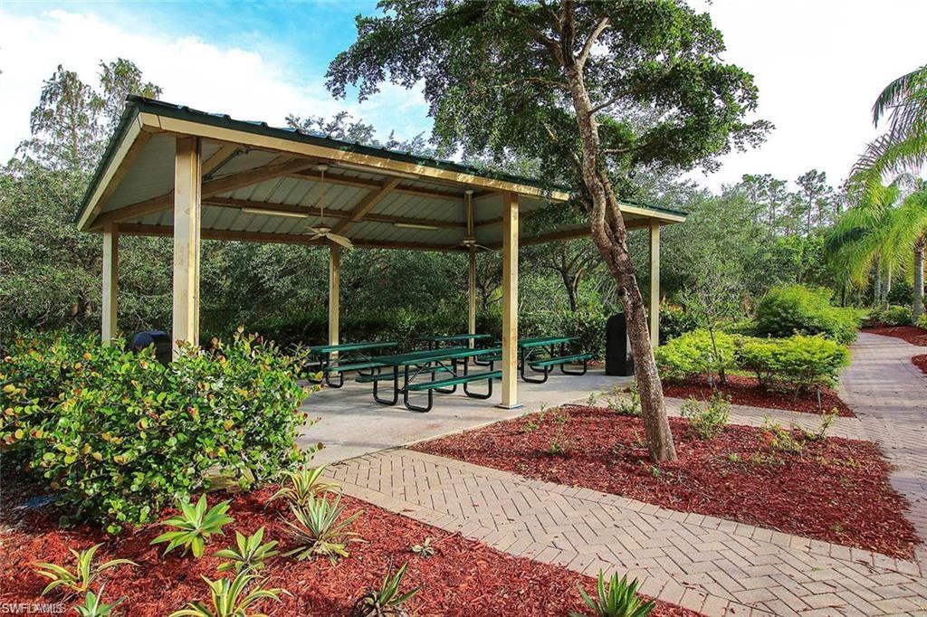 COLONNADE AT FORUM - Residential